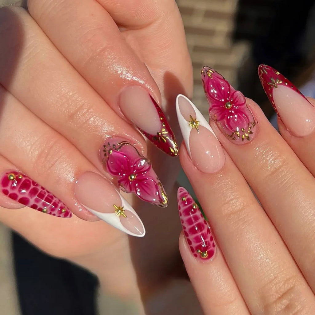 24pcs Glitter Cat Eye Fake Nails Medium Almond False Nails Golden Irregular Line Nail Art French Flower Pearl Press on Nails (C)
