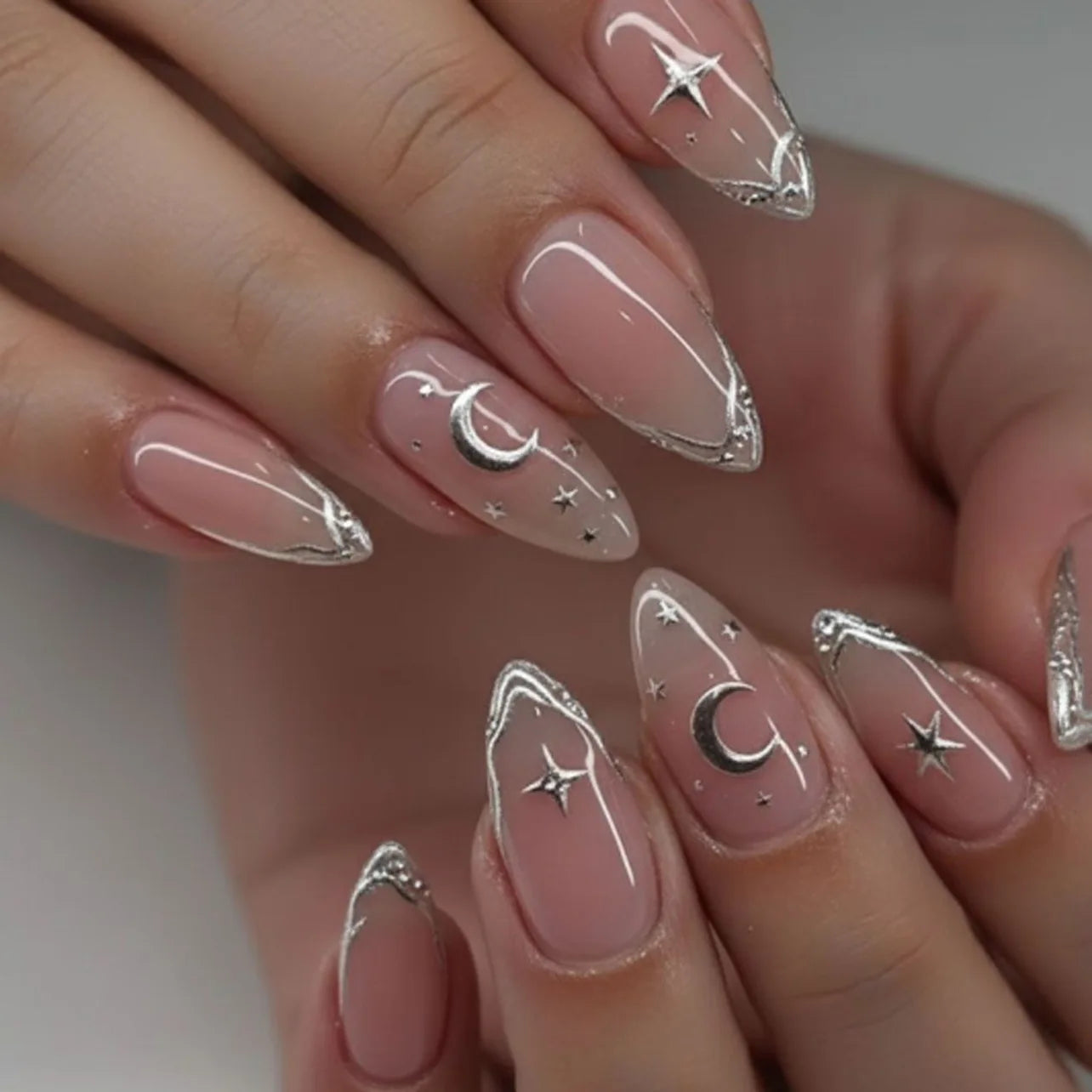 24pcs Glitter Cat Eye Fake Nails Medium Almond False Nails Golden Irregular Line Nail Art French Flower Pearl Press on Nails (C)