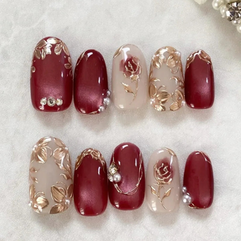 24pcs Glitter Cat Eye Fake Nails Medium Almond False Nails Golden Irregular Line Nail Art French Flower Pearl Press on Nails (C)