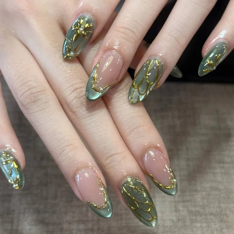 24pcs Glitter Cat Eye Fake Nails Medium Almond False Nails Golden Irregular Line Nail Art French Flower Pearl Press on Nails (C)