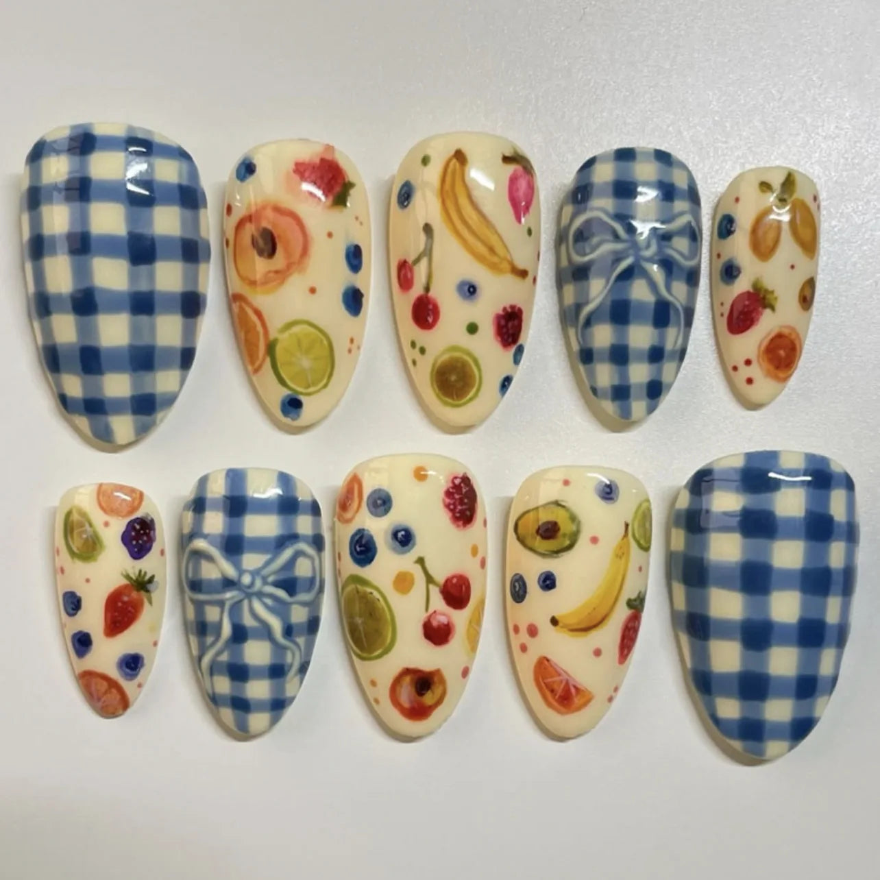 24pcs Pink Flower Almond Press on Nails Kawaii False Nails Wearable Stick-on Nails Fake Nail (B)